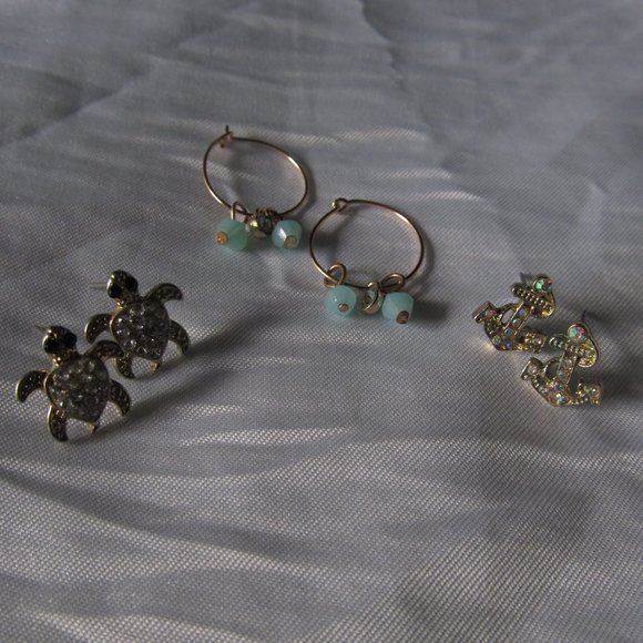 🌈Deal! Sea Earrings🌈 - Picture 2 of 5